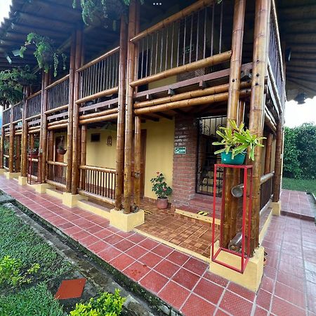 Villa Alejandra Del Quindio Calarcá Esterno foto