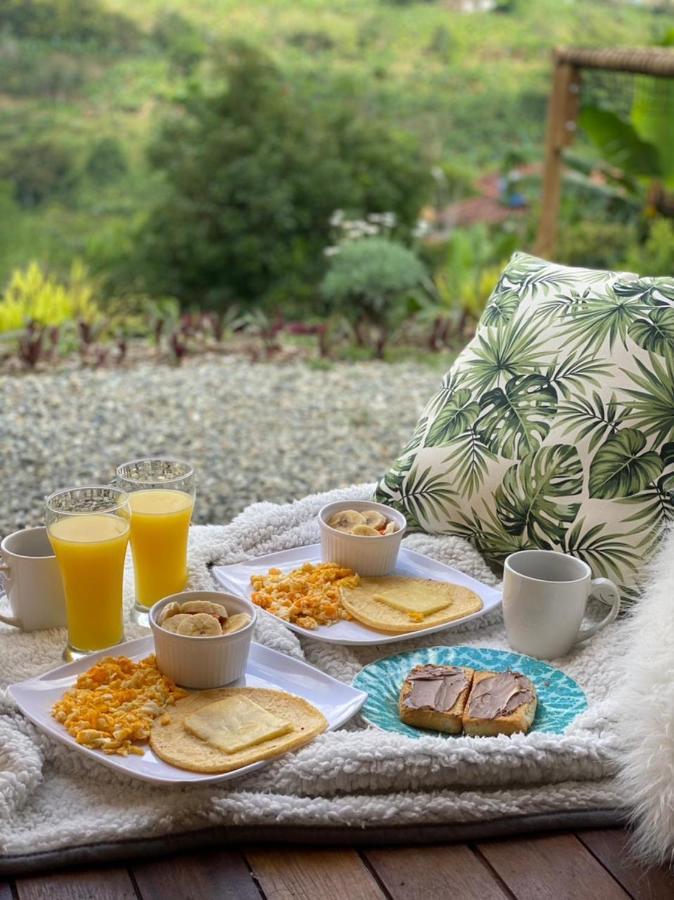 Villa Alejandra Del Quindio Calarcá Esterno foto