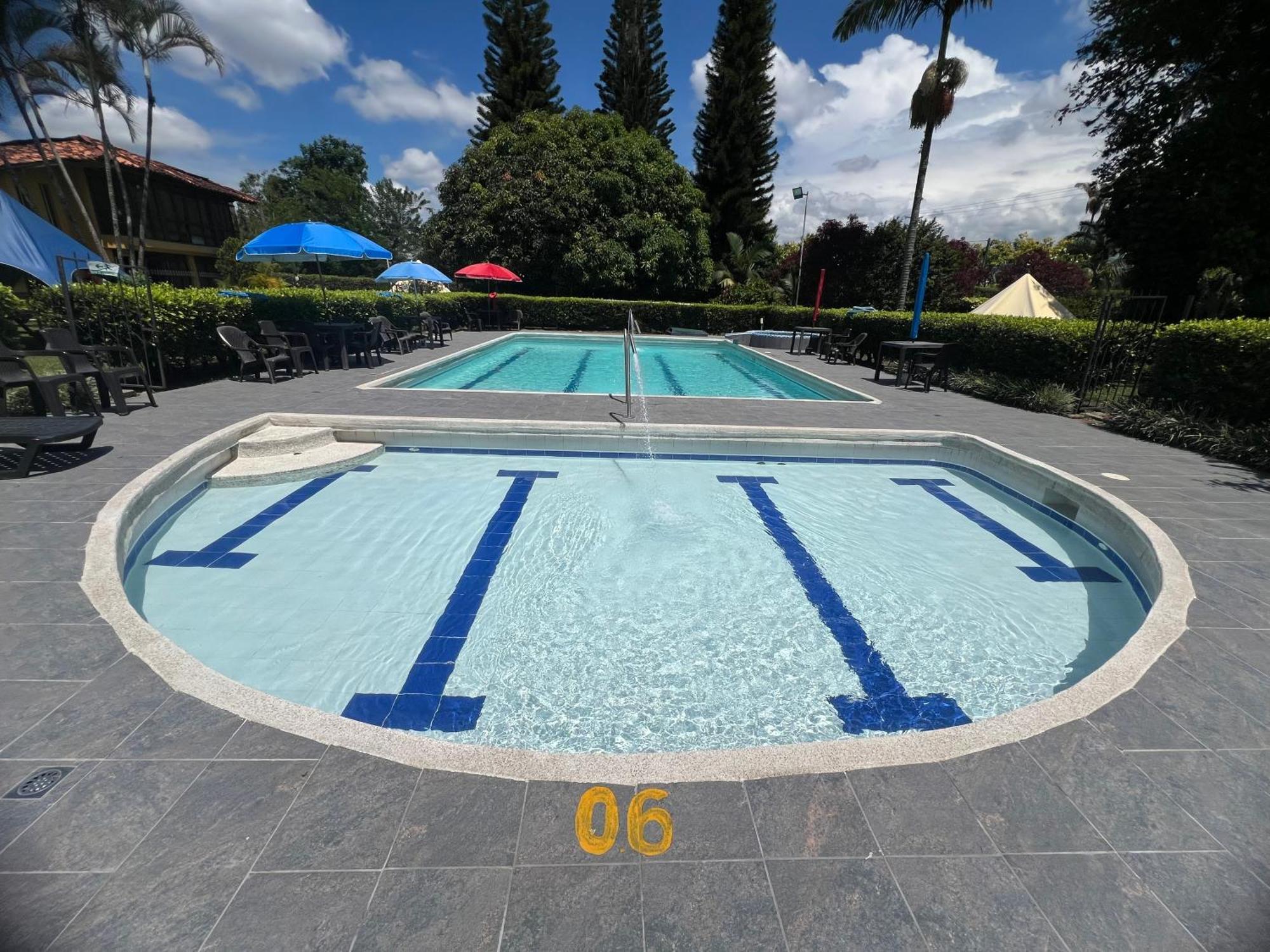 Villa Alejandra Del Quindio Calarcá Esterno foto