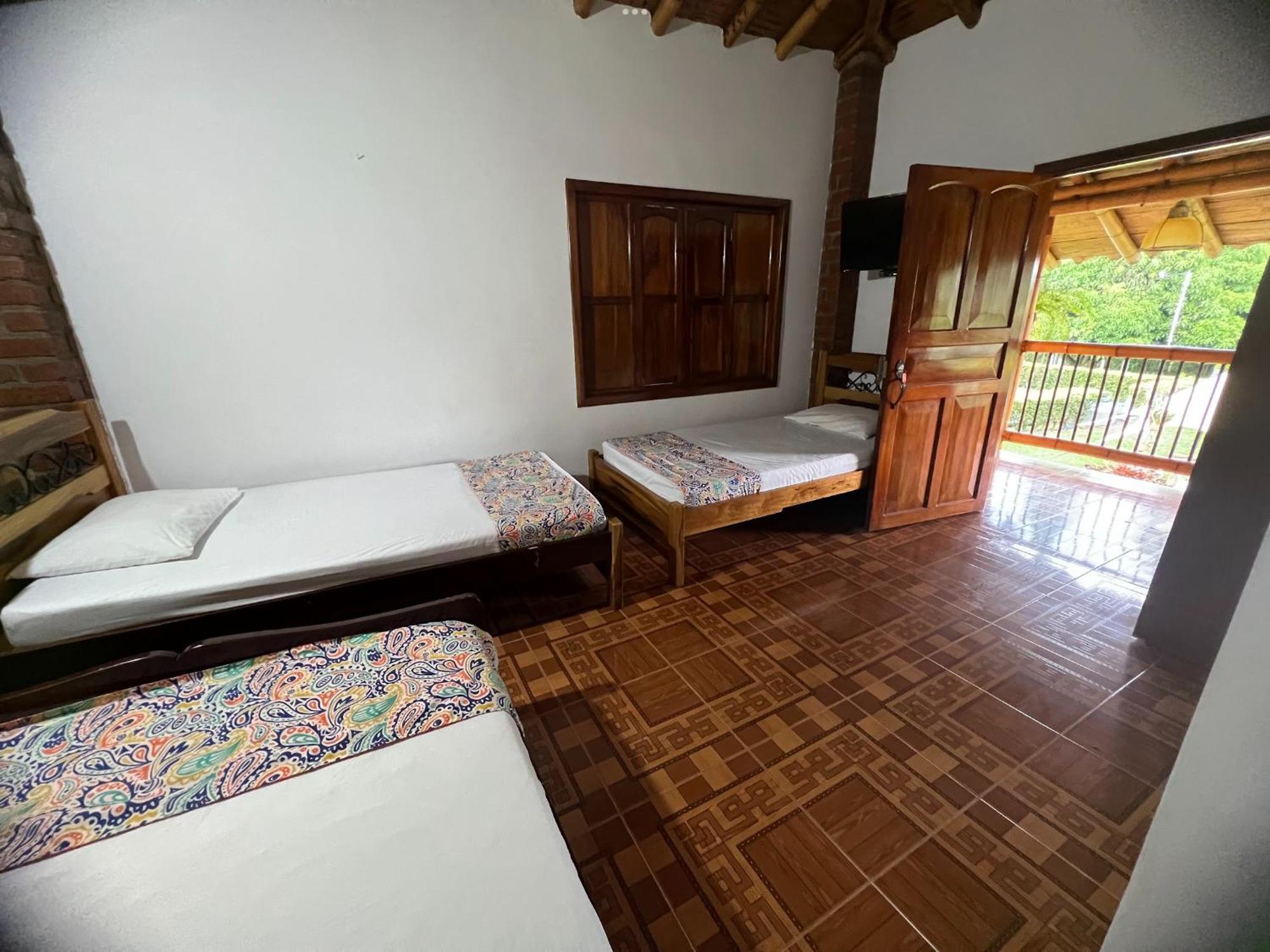 Villa Alejandra Del Quindio Calarcá Esterno foto