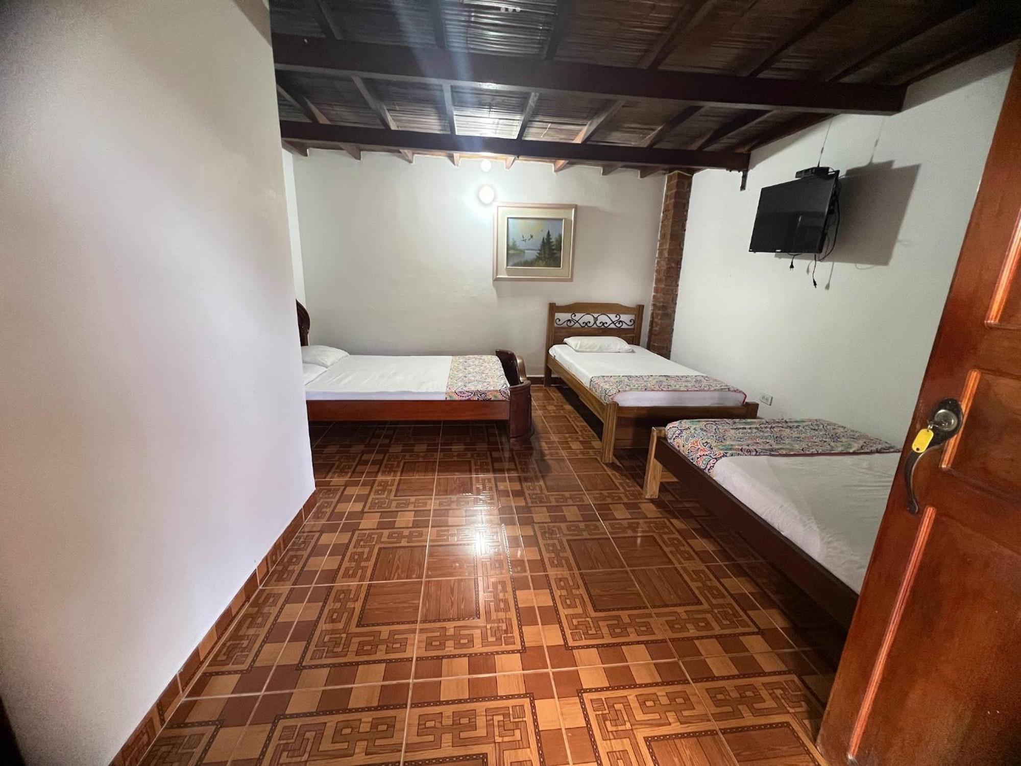 Villa Alejandra Del Quindio Calarcá Esterno foto