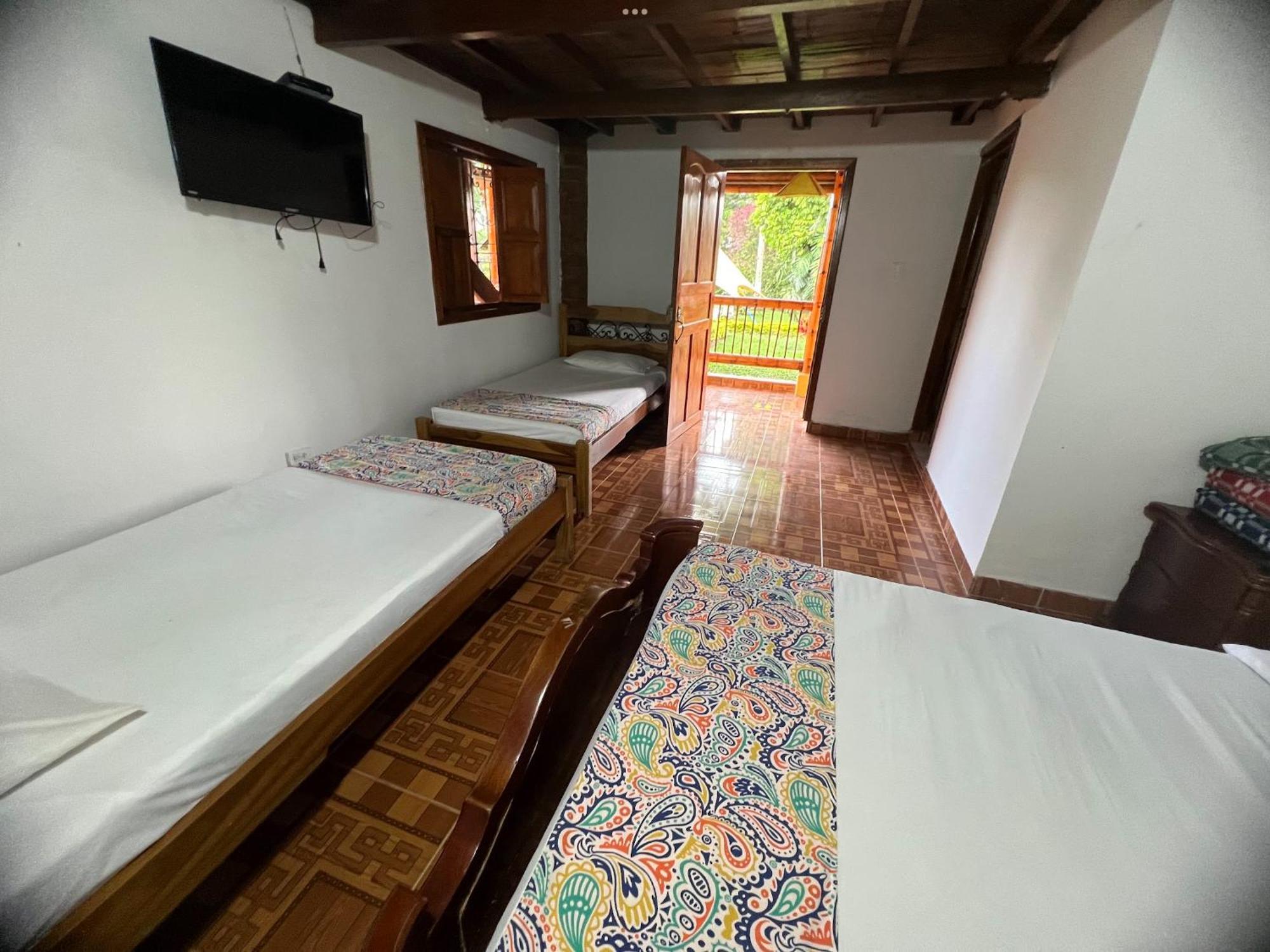 Villa Alejandra Del Quindio Calarcá Esterno foto
