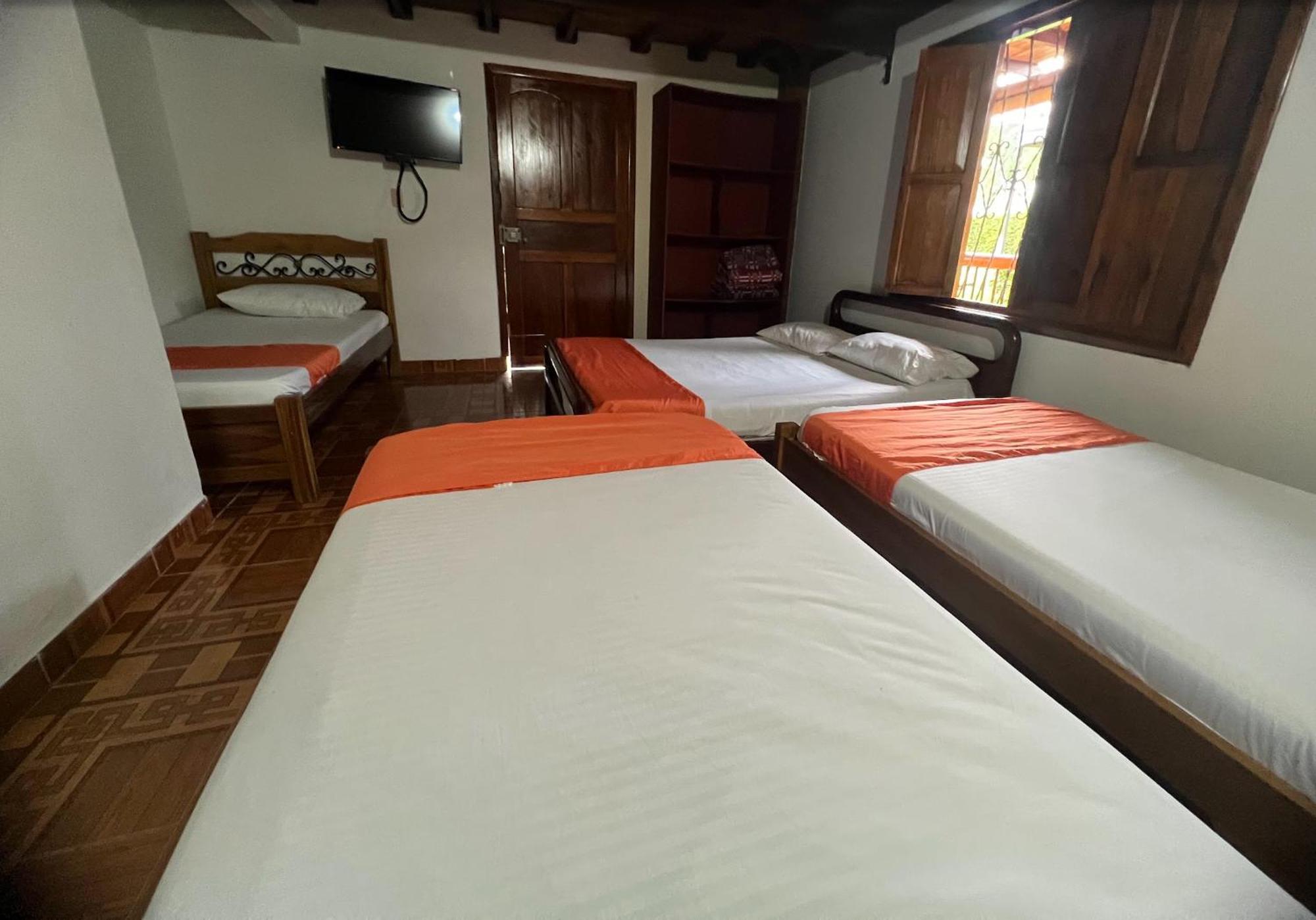 Villa Alejandra Del Quindio Calarcá Esterno foto